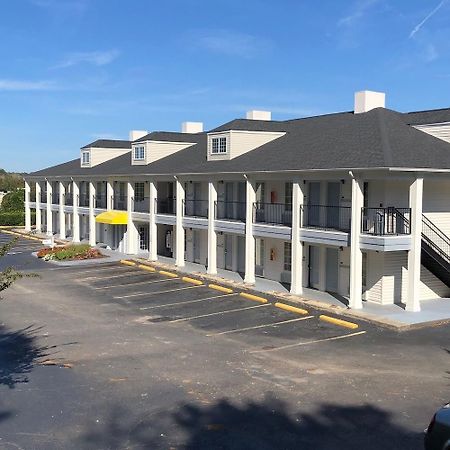 Мотель Super 8 By Wyndham Orangeburg North Екстер'єр фото